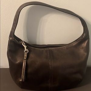 Coach small black leather shoulder bag with zipper